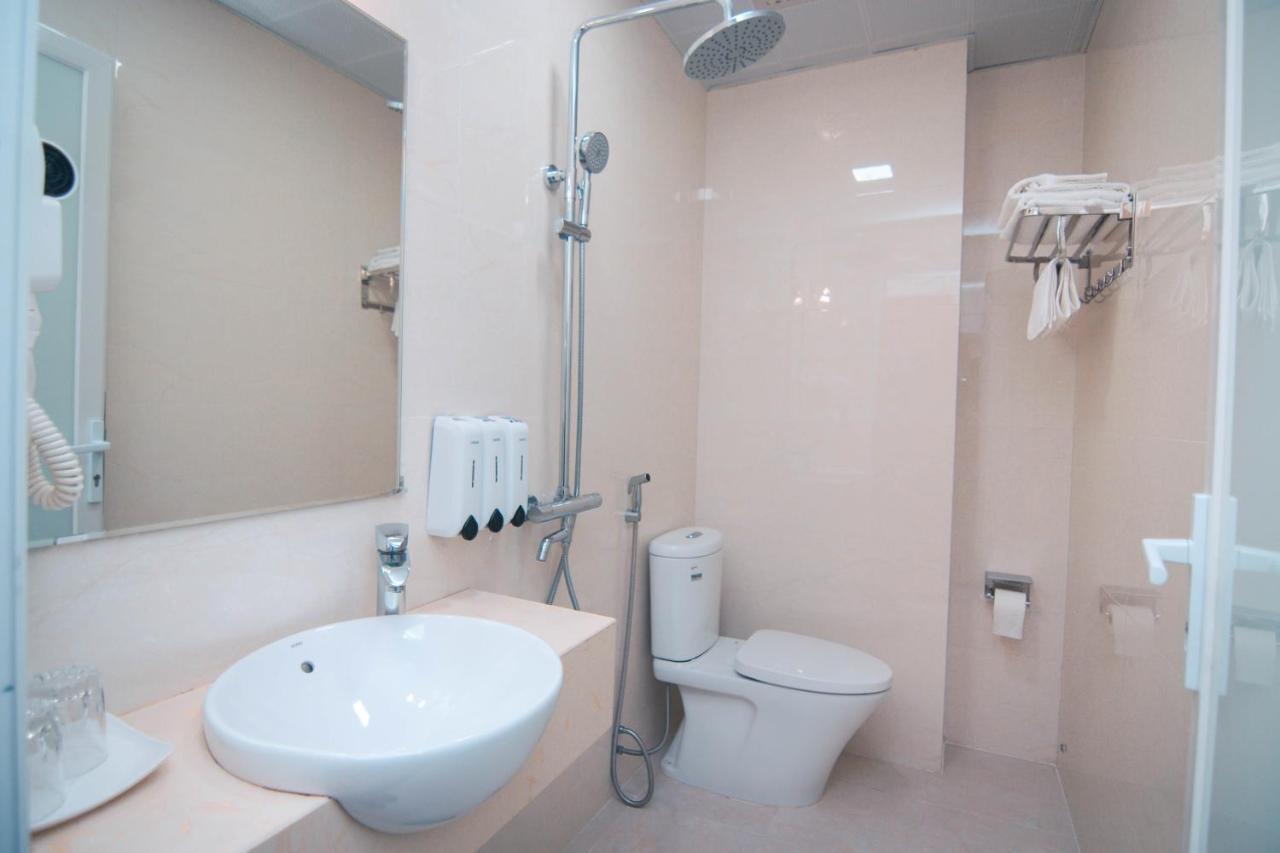 Hoang Long Hotel Ха Лонг Екстериор снимка